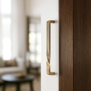Twist Cabinet Handle made of solid brass – front view