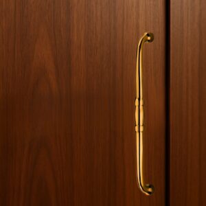 Express Cabinet Handle made of solid brass – front view