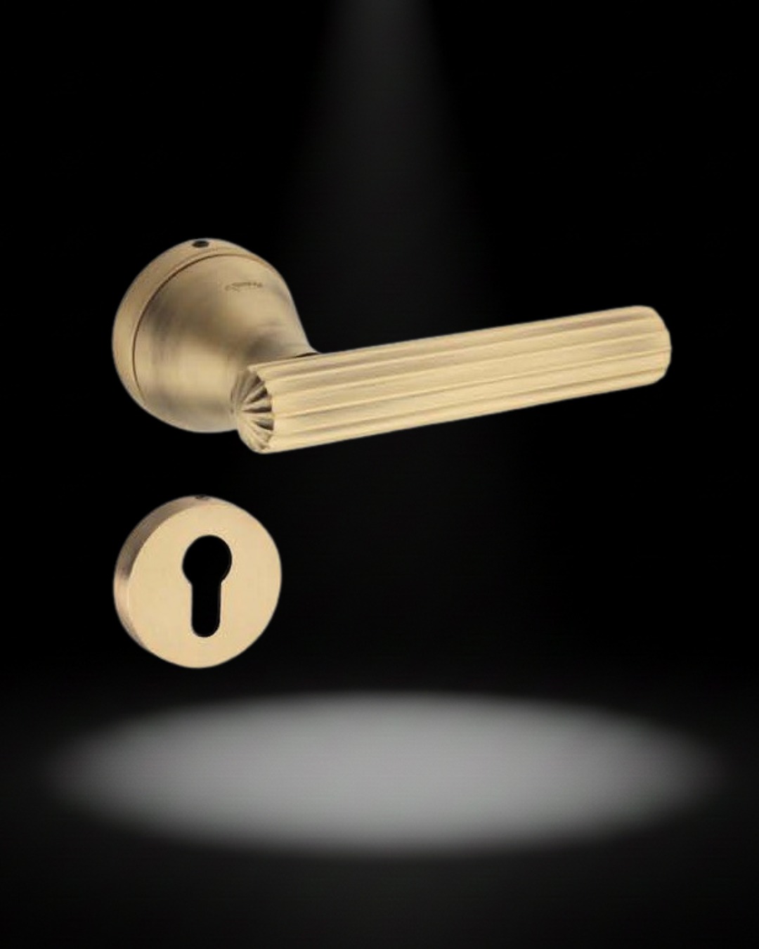 Brass Exclusive Lever on Rose – Engrave