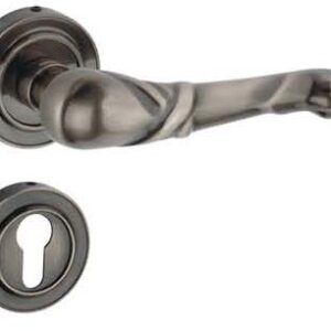 Brass Lever On Rose Handle – BLONDE