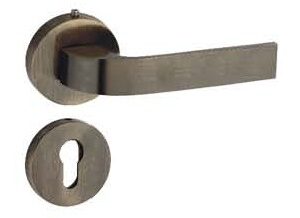 Brass Lever On Rose Handle –POSH
